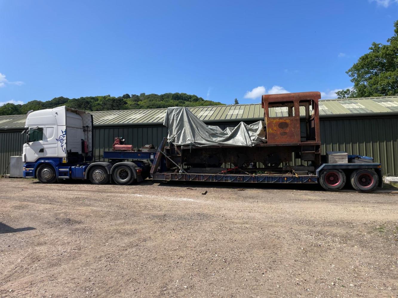 The Bagnall frames and cab being loaded in Surrey to return to Aberystwyth